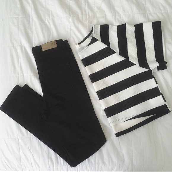 BUNDLE DEAL | NWT high rise jeans/crop stripe top - Picture 7 of 7